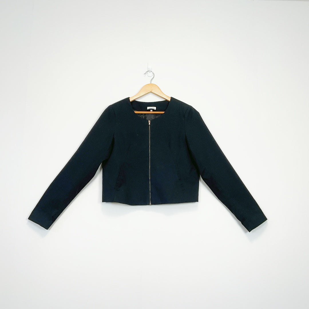 Shanton - Black Crop Jacket