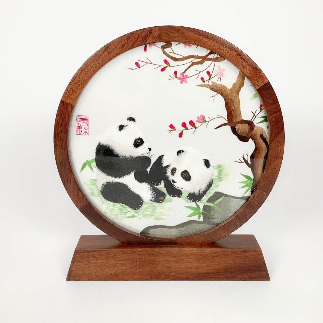 Shu Embroidery Handmade Double-Sided Panda Display Screen