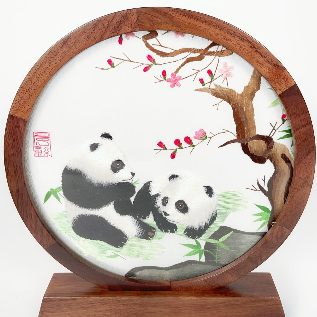 Shu Embroidery Handmade Double-Sided Panda Display Screen