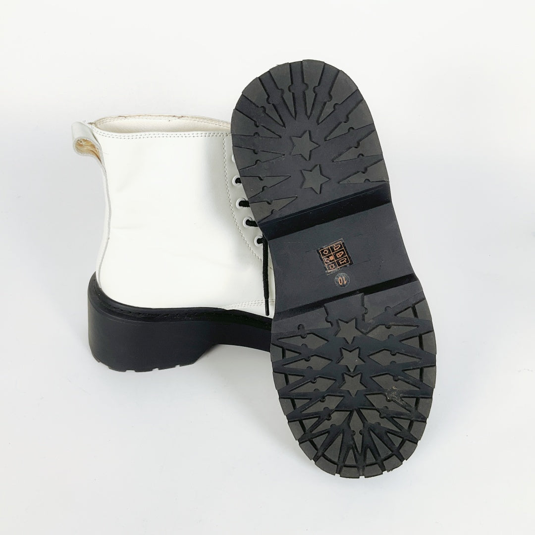 Shubar Jordan - White Boots