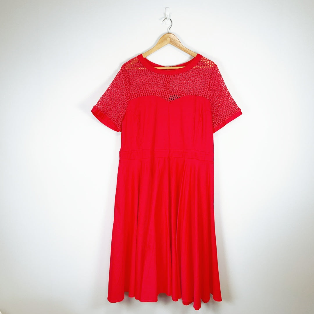 Dolly and Dotty - Tess Lace Sleeved Dress in Red