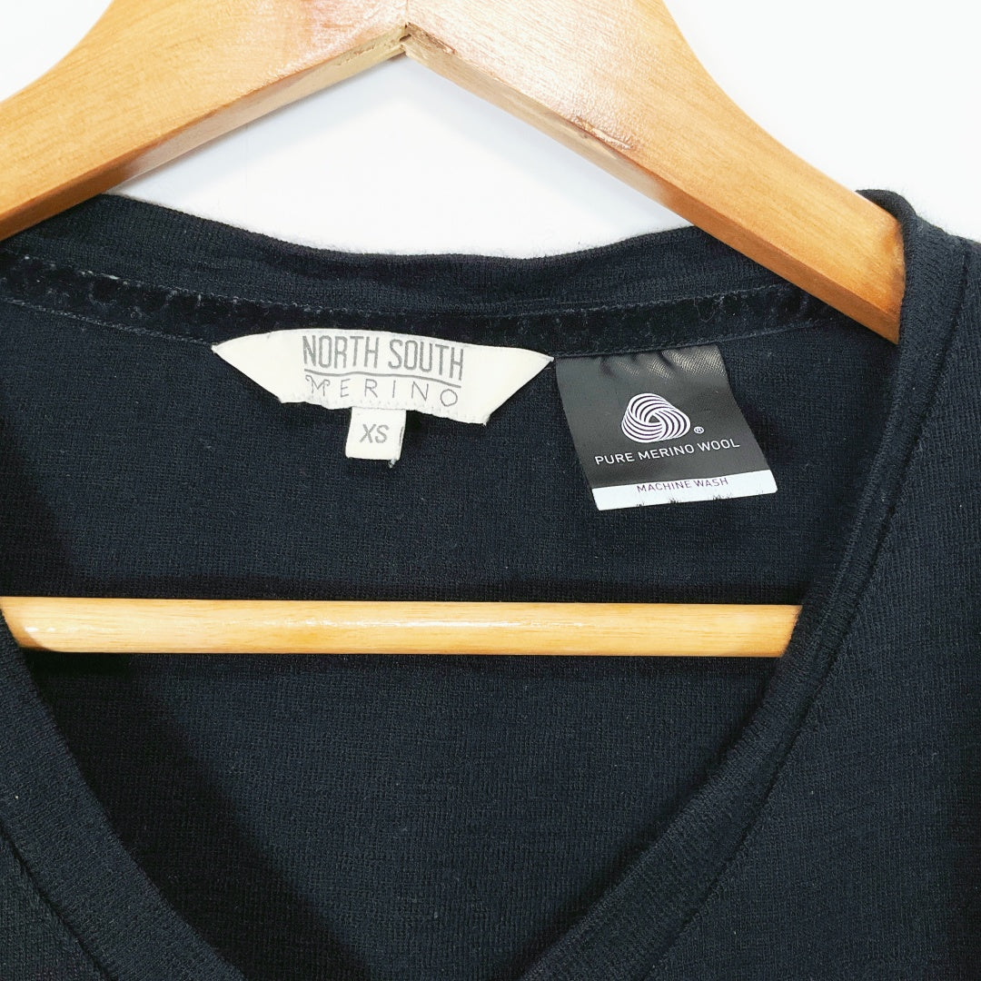 North South - Black Merino Long Sleeve V-Neck Top
