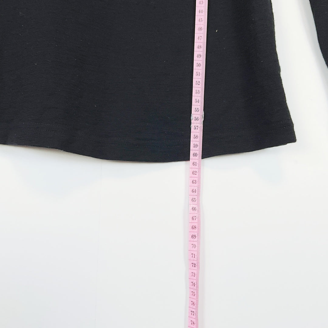 North South - Black Merino Long Sleeve V-Neck Top