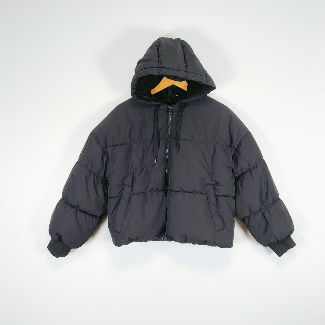H&M Divided - Hooded Cropped Black Puffer Jacket