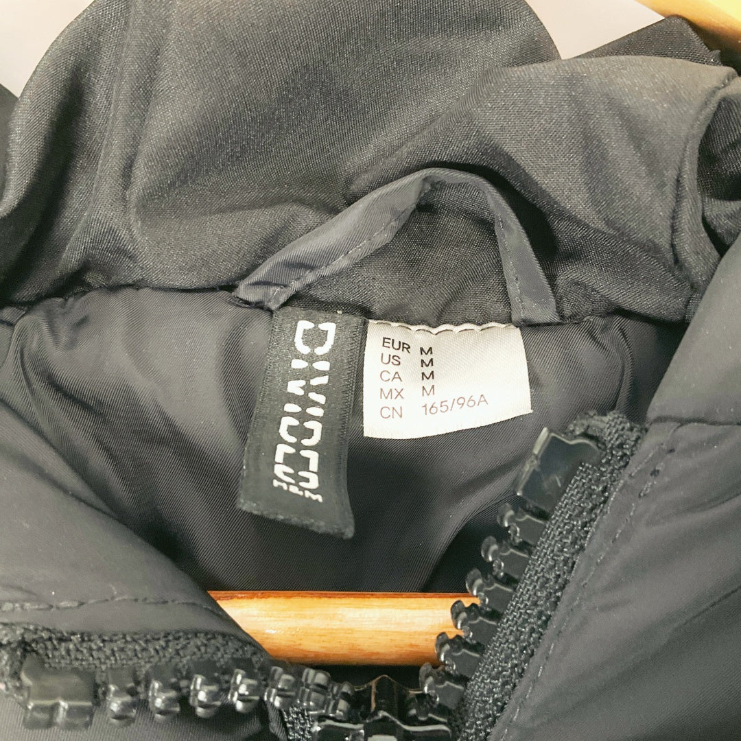 H&M Divided - Hooded Cropped Black Puffer Jacket