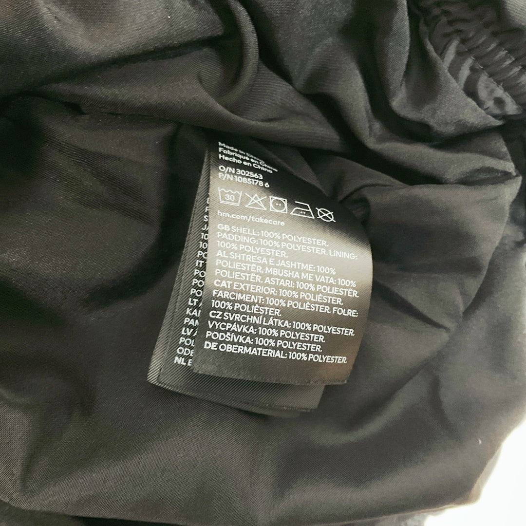 H&M Divided - Hooded Cropped Black Puffer Jacket