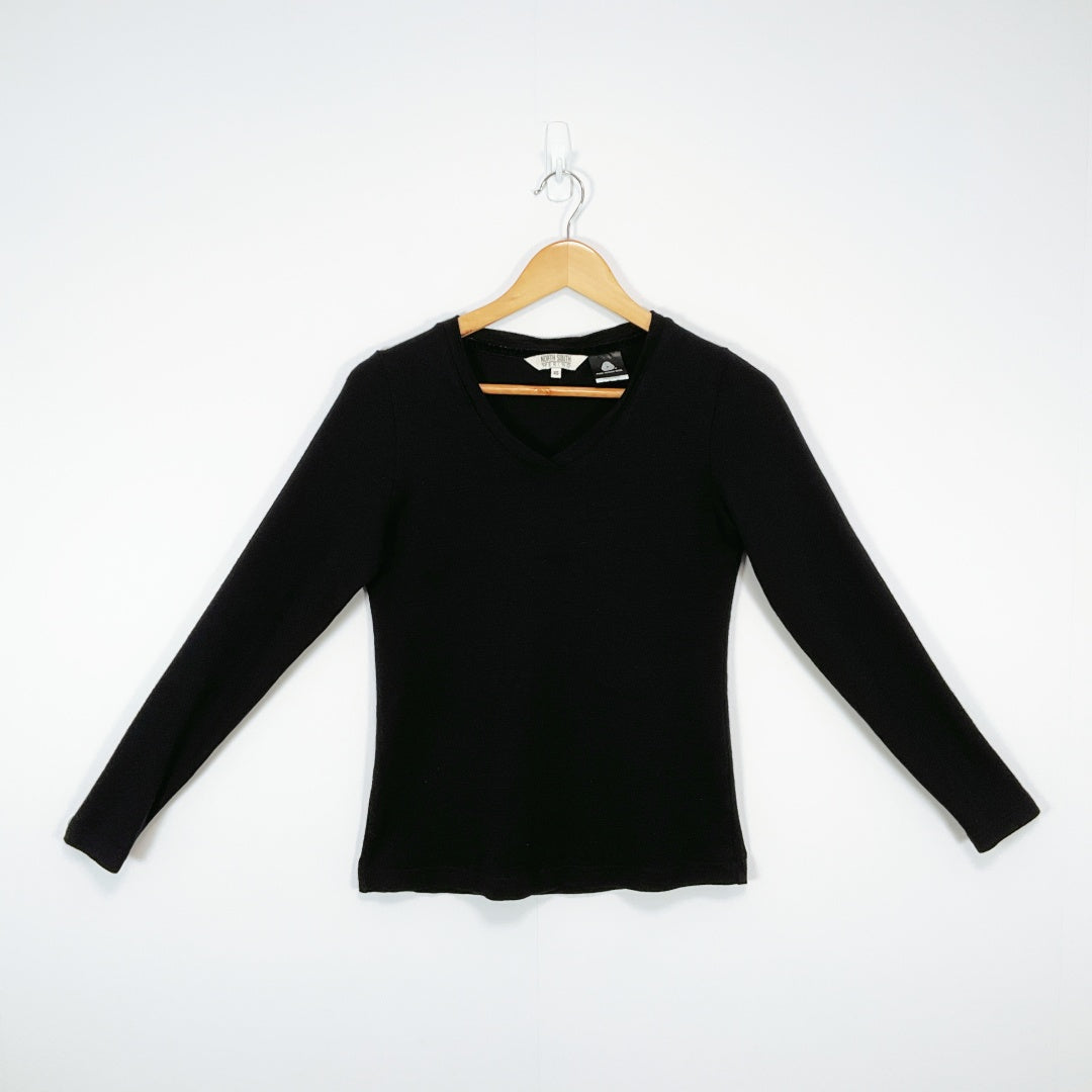 North South - Black Merino Long Sleeve V-Neck Top