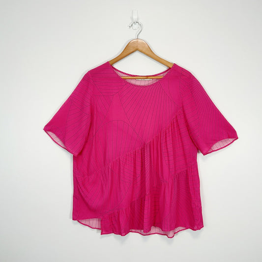 LANIA - Pink Textured Short Sleeve Top