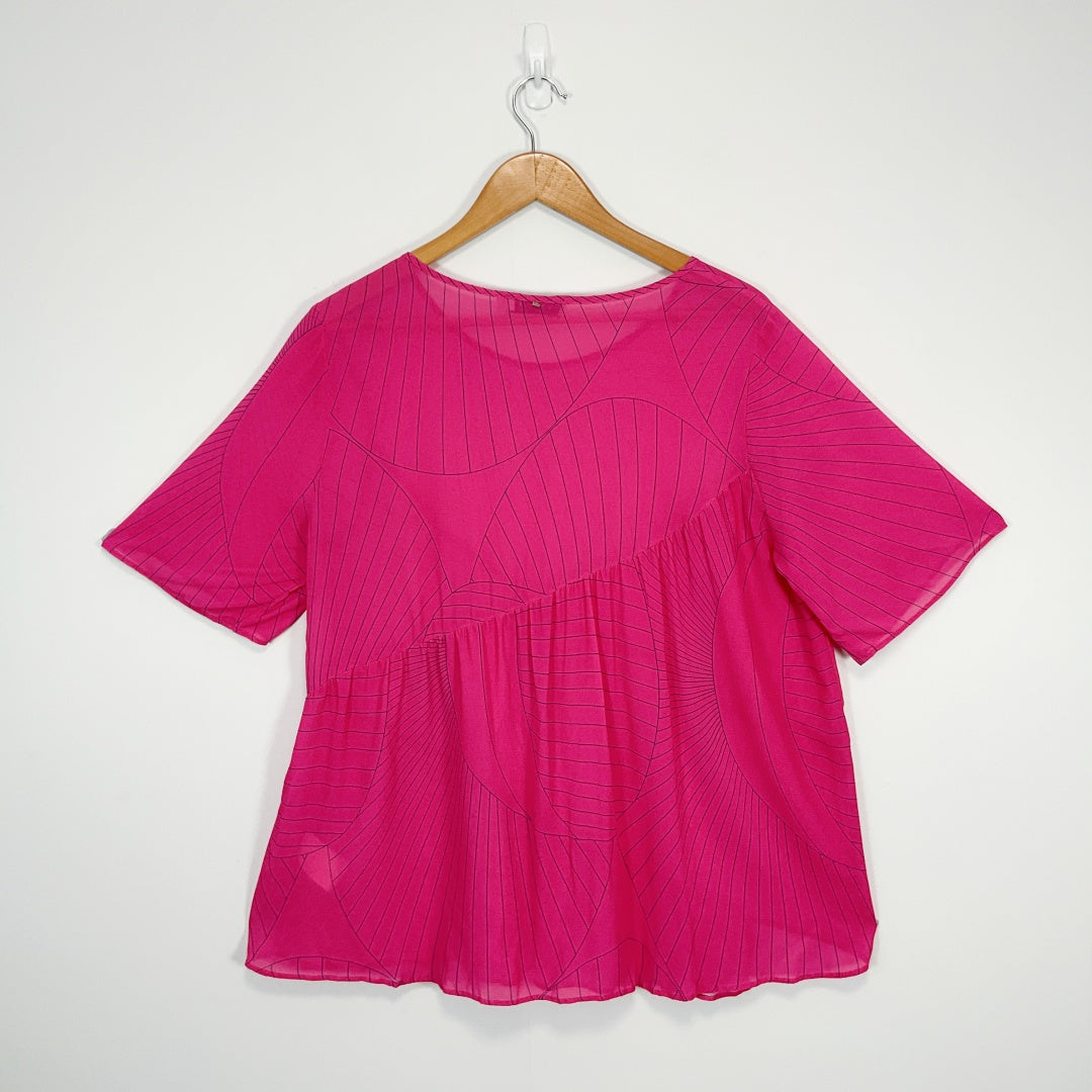 LANIA - Pink Textured Short Sleeve Top