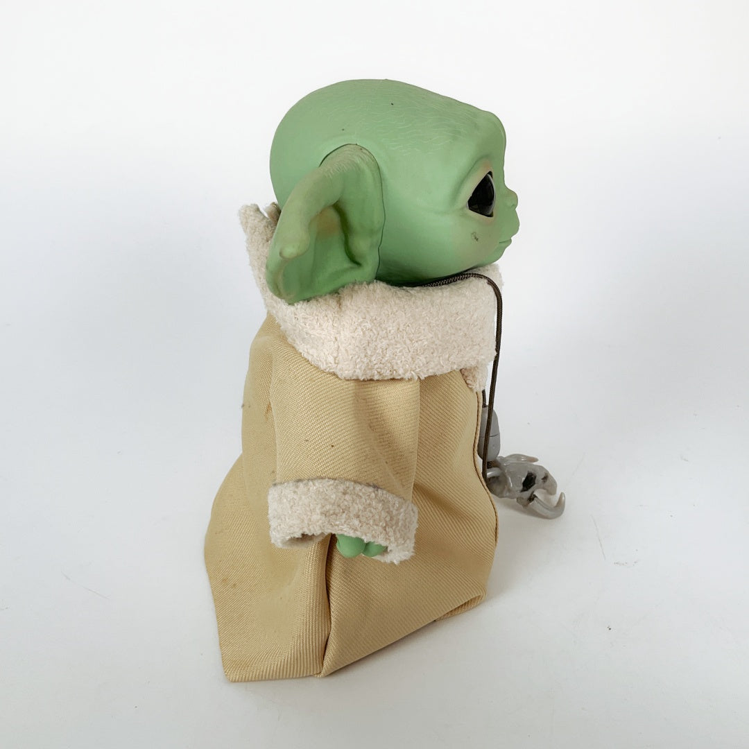 Star Wars - The Mandalorian Child Yoda Animatronic Edition