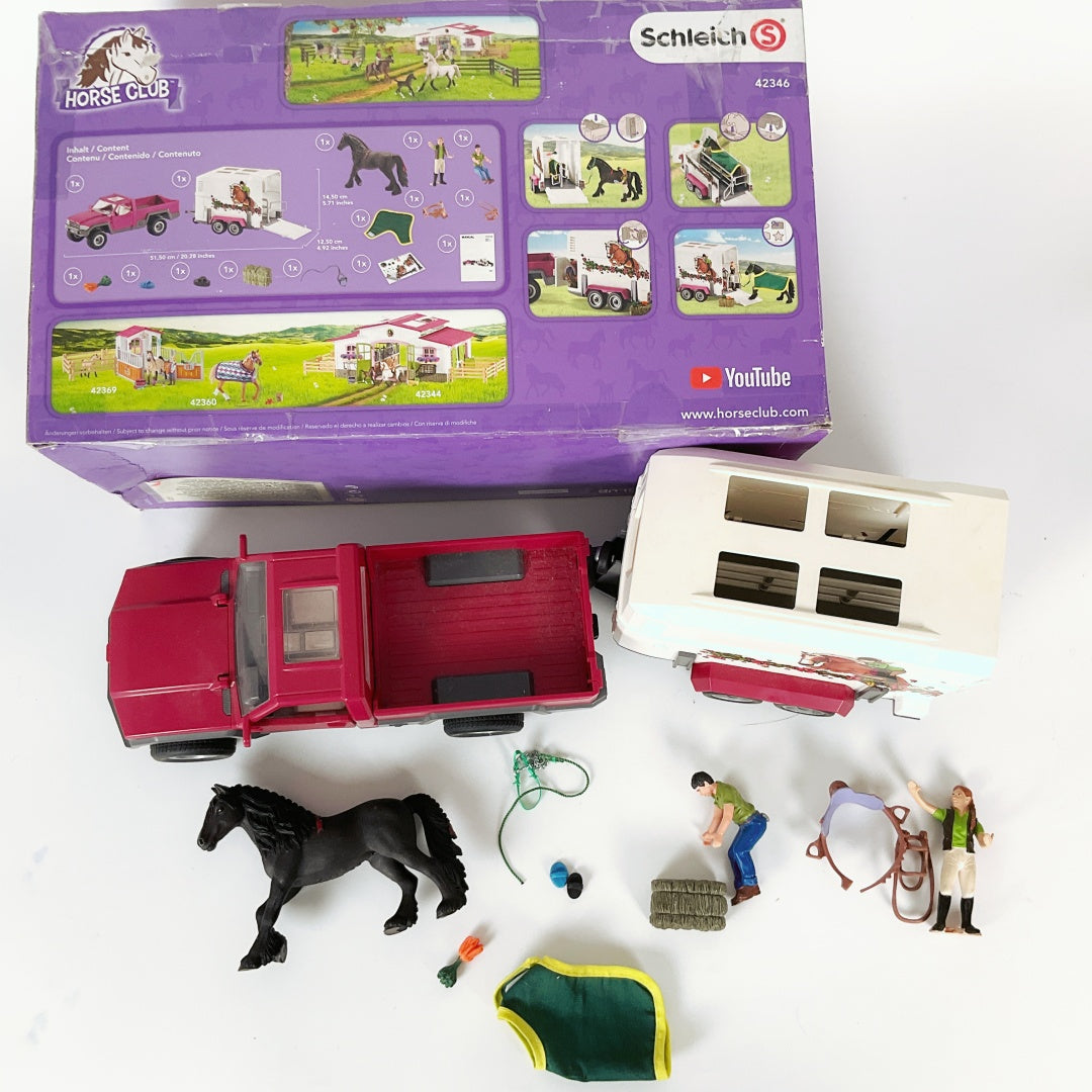 Schleich – Pick up with horse box