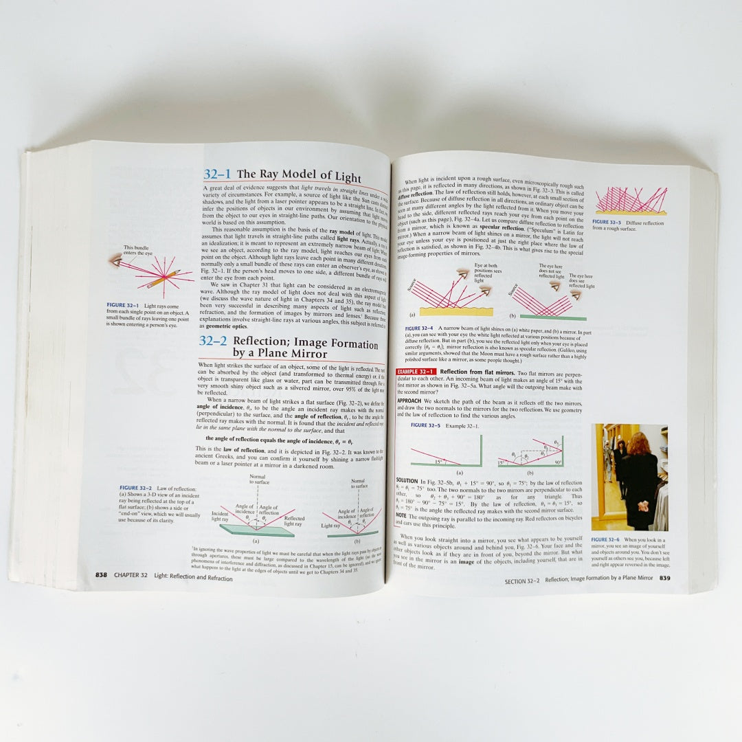 Pearson International Edition - Physics for Scientists and Engineers with Modern Physics Fourth Edition