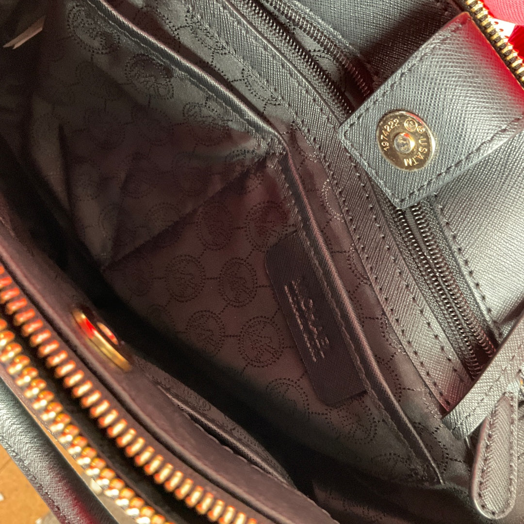Michael Kors - Medium Leather Bag