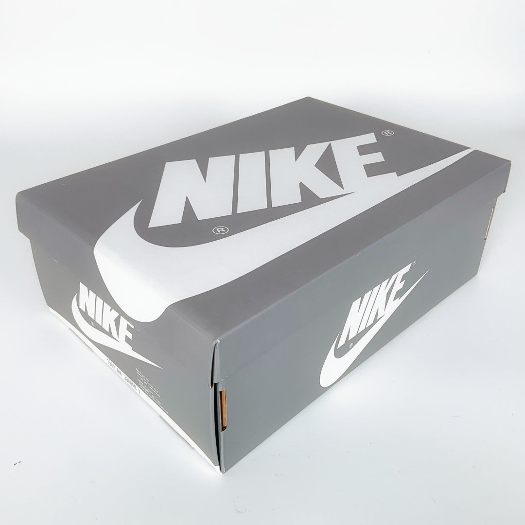 Nike - Air Jordan 1 Retro High OG 'Vintage Grey'