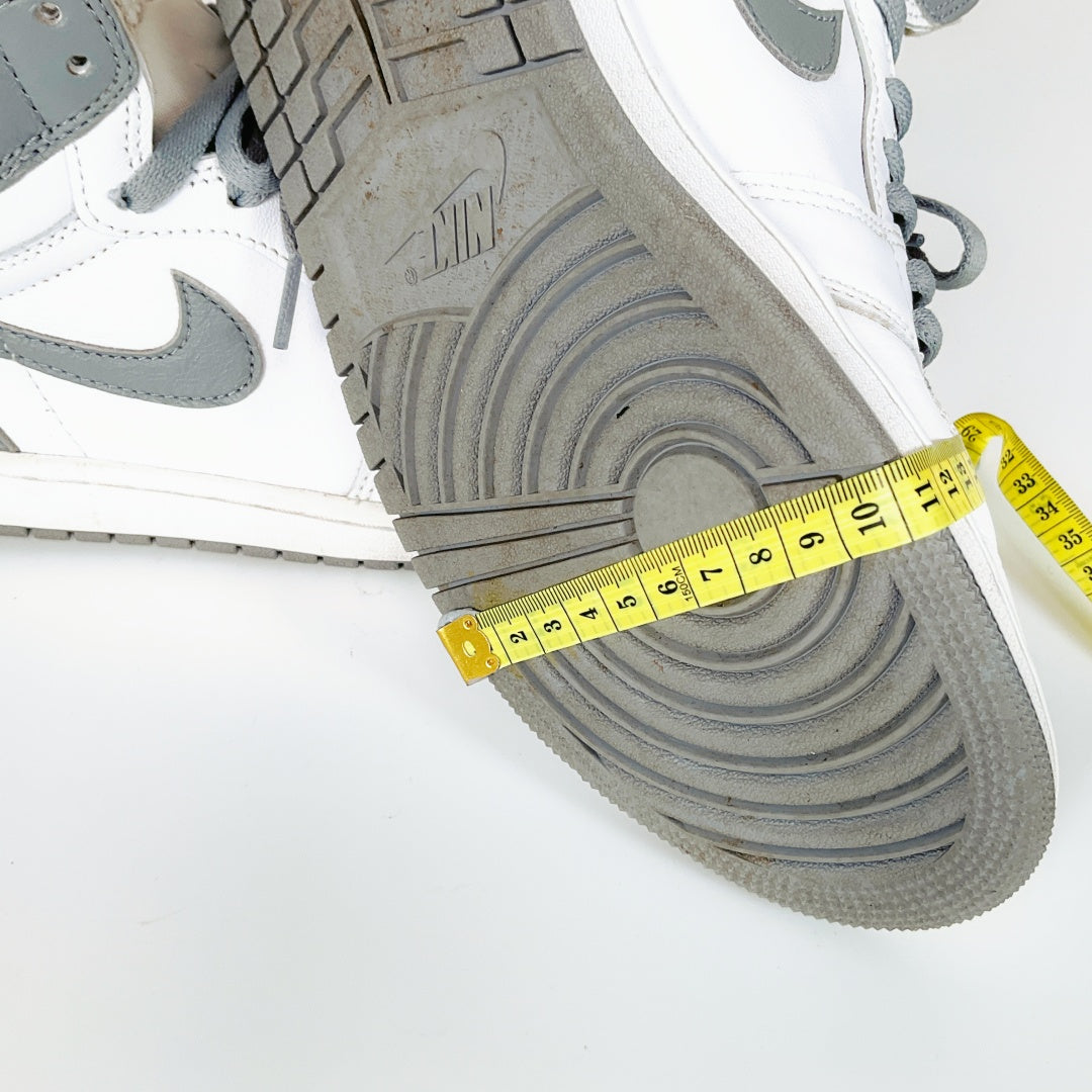 Nike - Air Jordan 1 Retro High OG 'Vintage Grey'