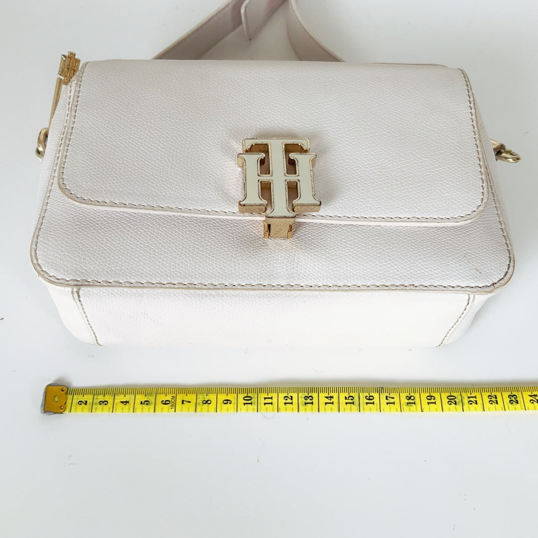 Tommy Hilfiger - Crossbody Bag