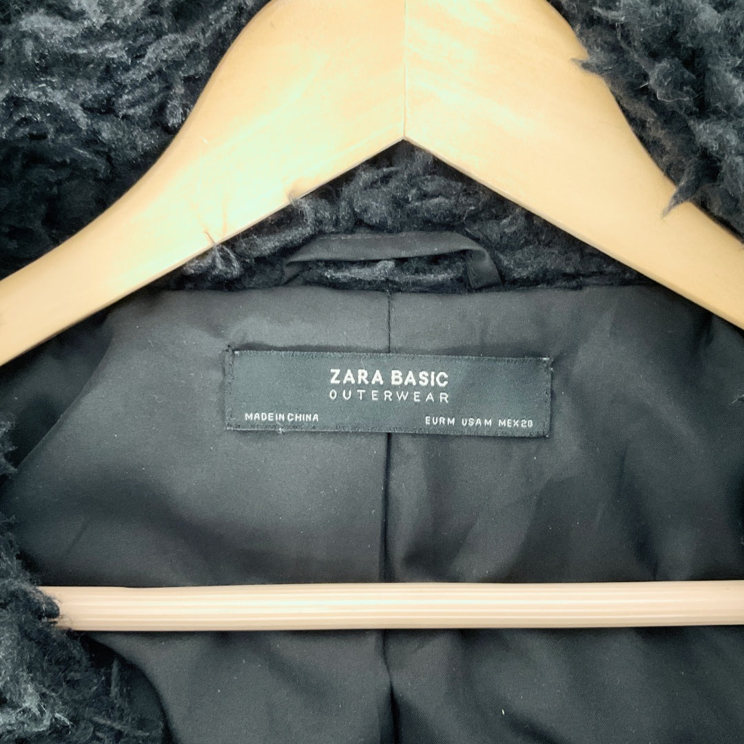 Zara - Black Jacket