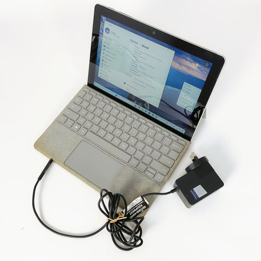 Microsoft Surface Go 1824 – 128GB / 8GB RAM – Reset – With Charger