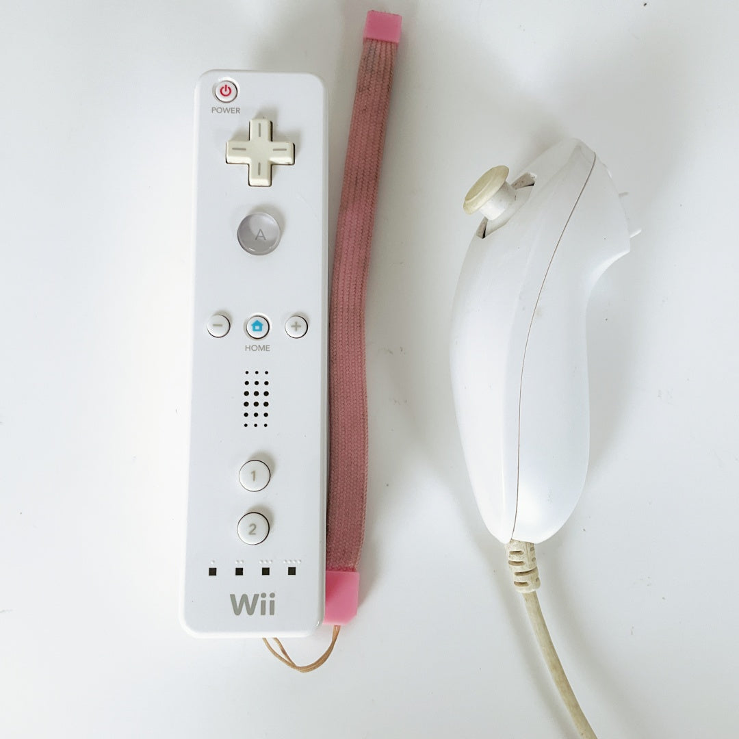 Nintendo Wii Console White – Controller Bundle + 5 Games