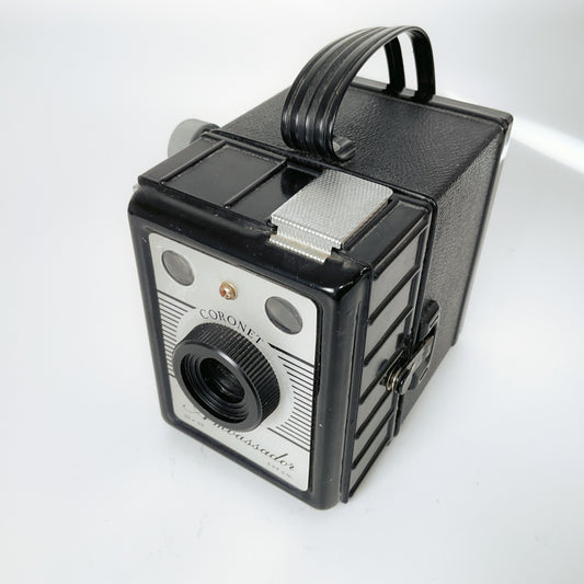 Coronet Camera Company - Vintage Coronet Ambassador Box Camera