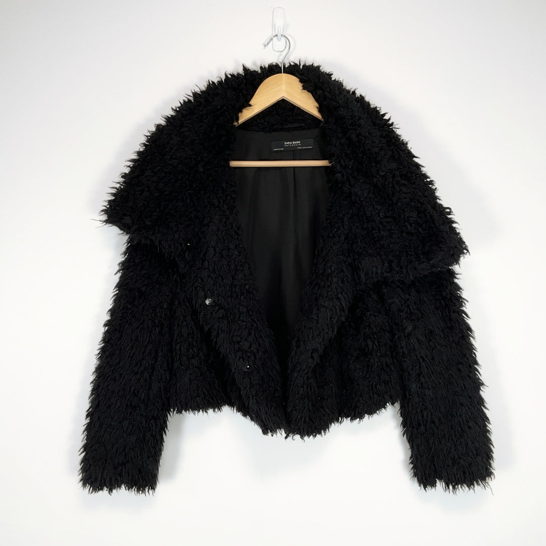 Zara - Black Jacket