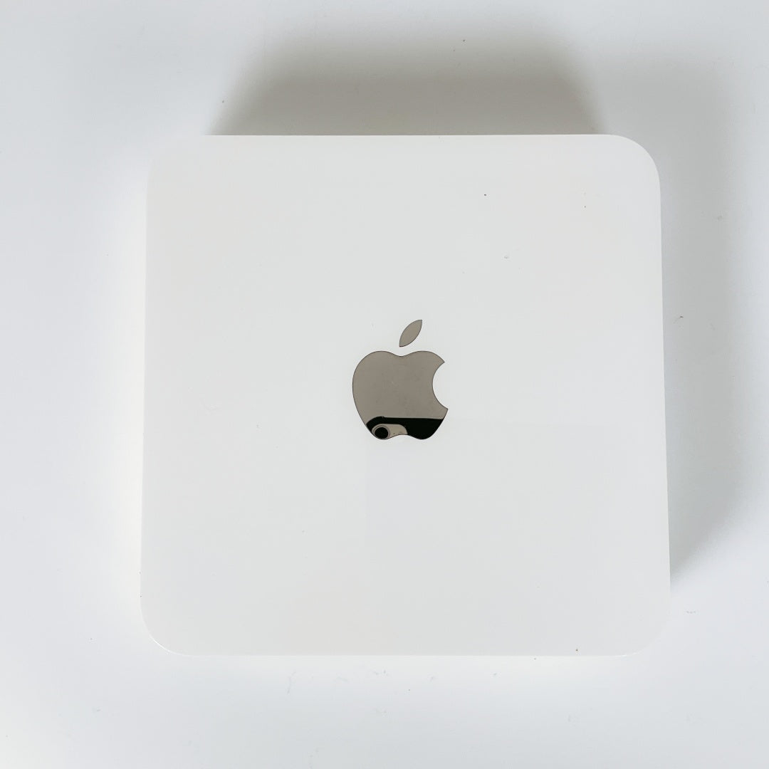 Apple AirPort Time Capsule (2TB) in good working condition