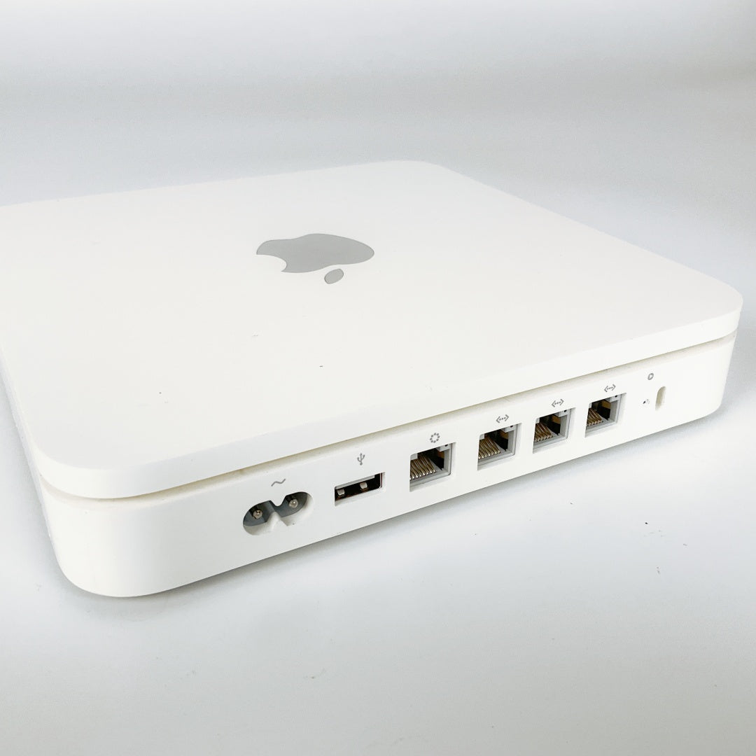 Apple AirPort Time Capsule (2TB) in good working condition