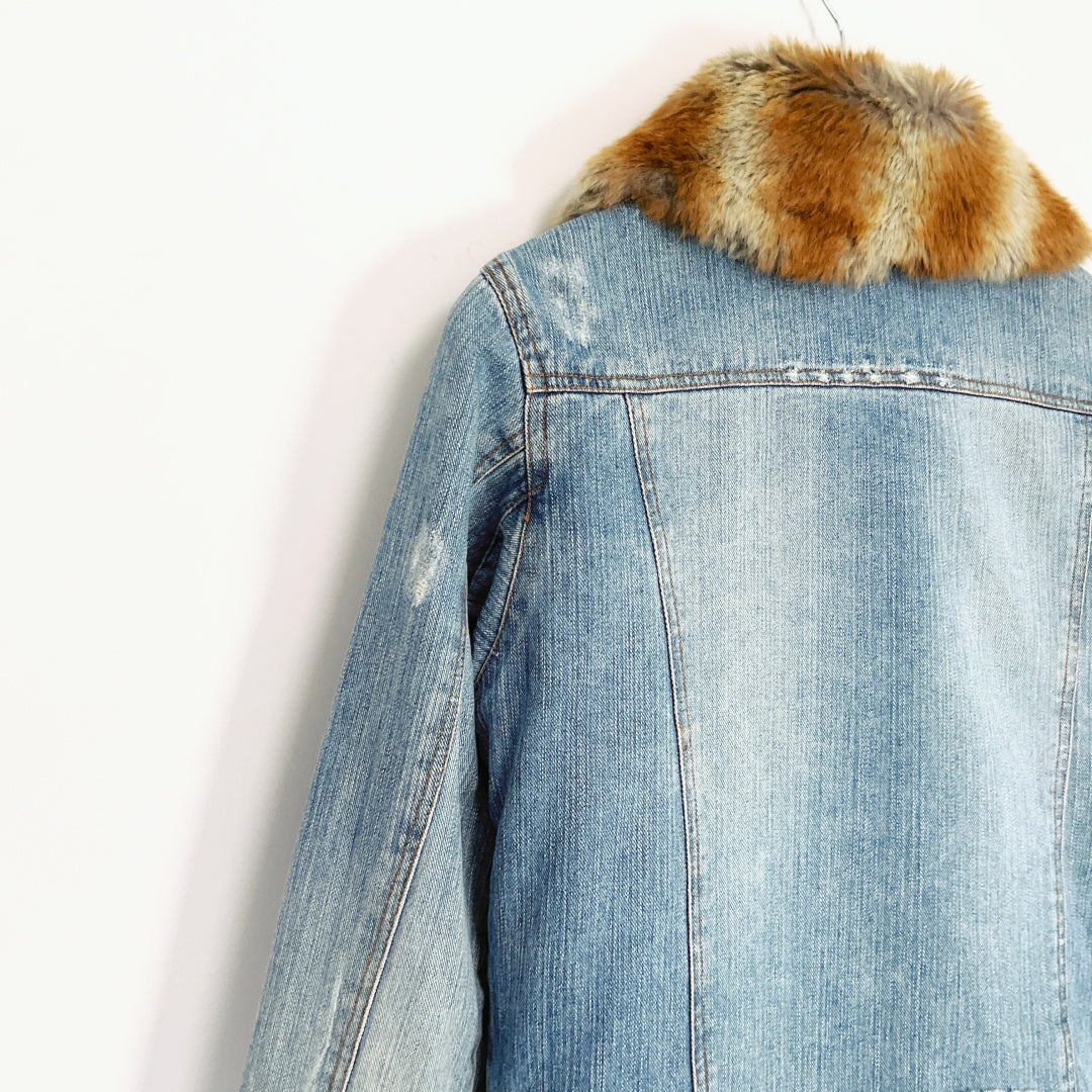 J.J.U - Denim Jacket with Faux Fur