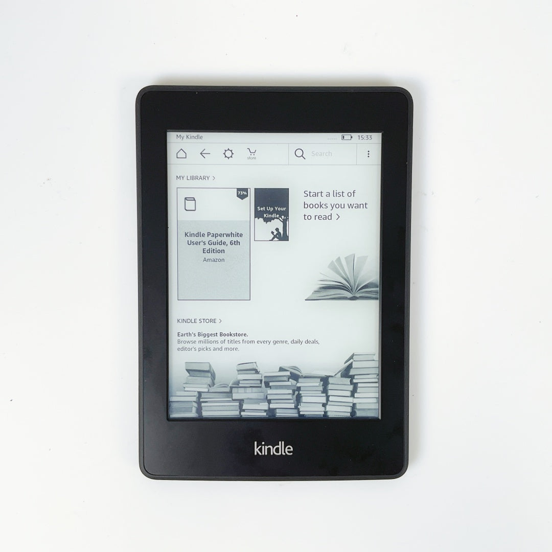 Amazon Kindle Paperwhite 7th generation (Comes with a case!)