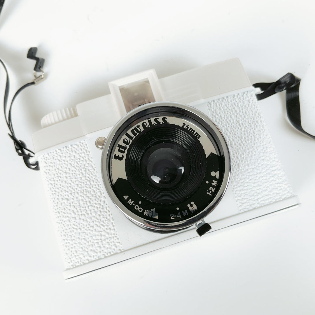 Lomography - Special Edition Diana F+ Clone: EDELWEISS + Book Set