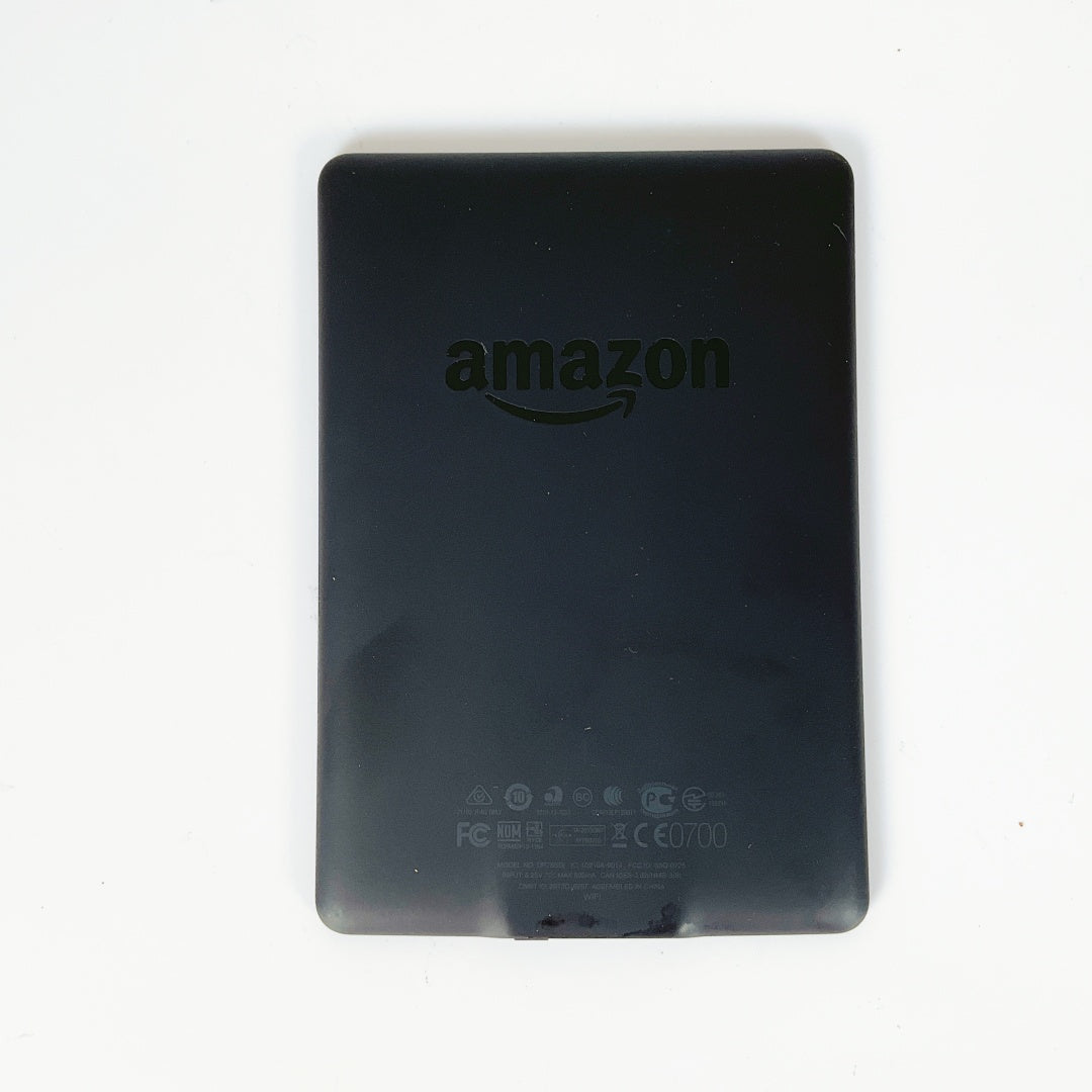 Amazon Kindle Paperwhite 7th generation (Comes with a case!)