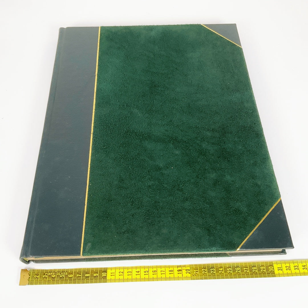 Limited Edition No. 759/2000 “The Fifty Rarest Birds of the World” Folio Book