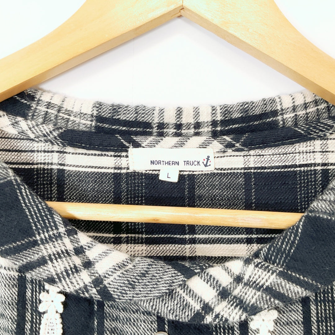 Northern Truck - Plaid Long Sleeve Dress