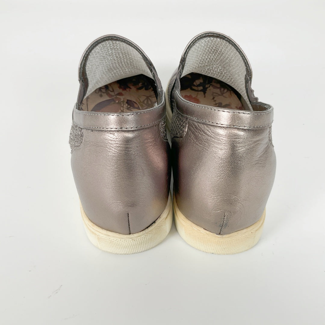 Django & Juliette Slip-On Shoes – Size 39