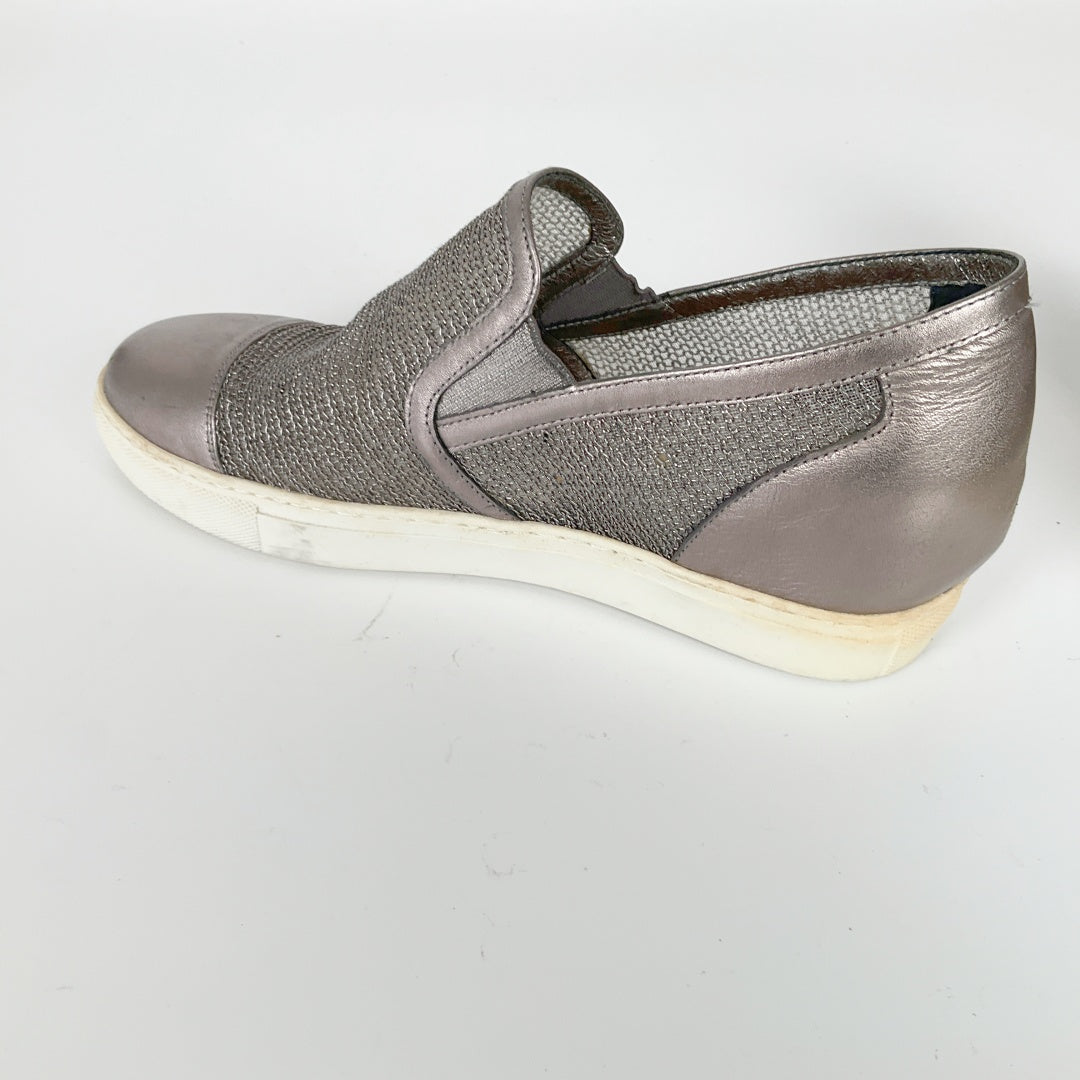 Django & Juliette Slip-On Shoes – Size 39