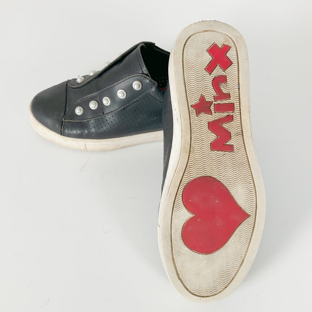 Minx Pearl Detail Sneakers – Size 36