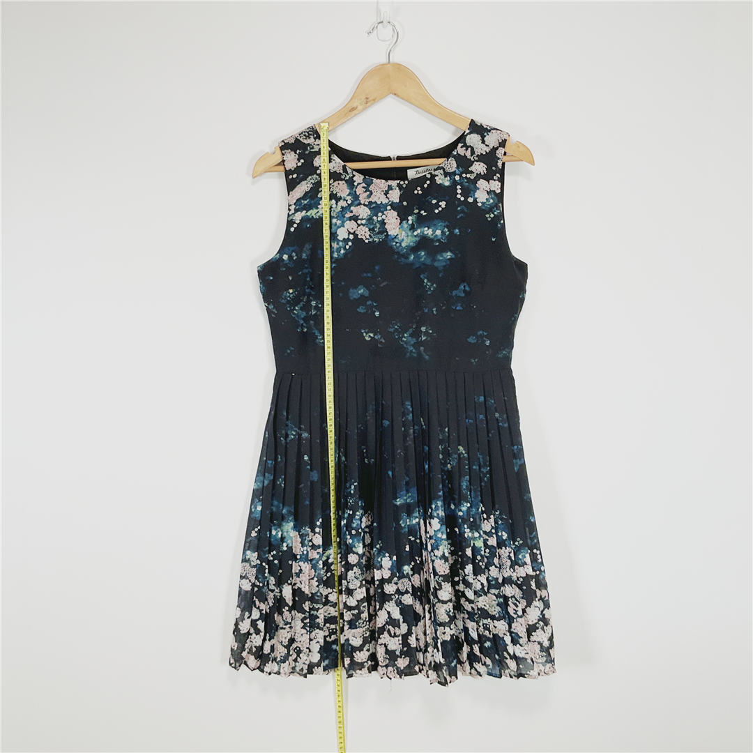 Tuesday Floral Sleeveless Dress