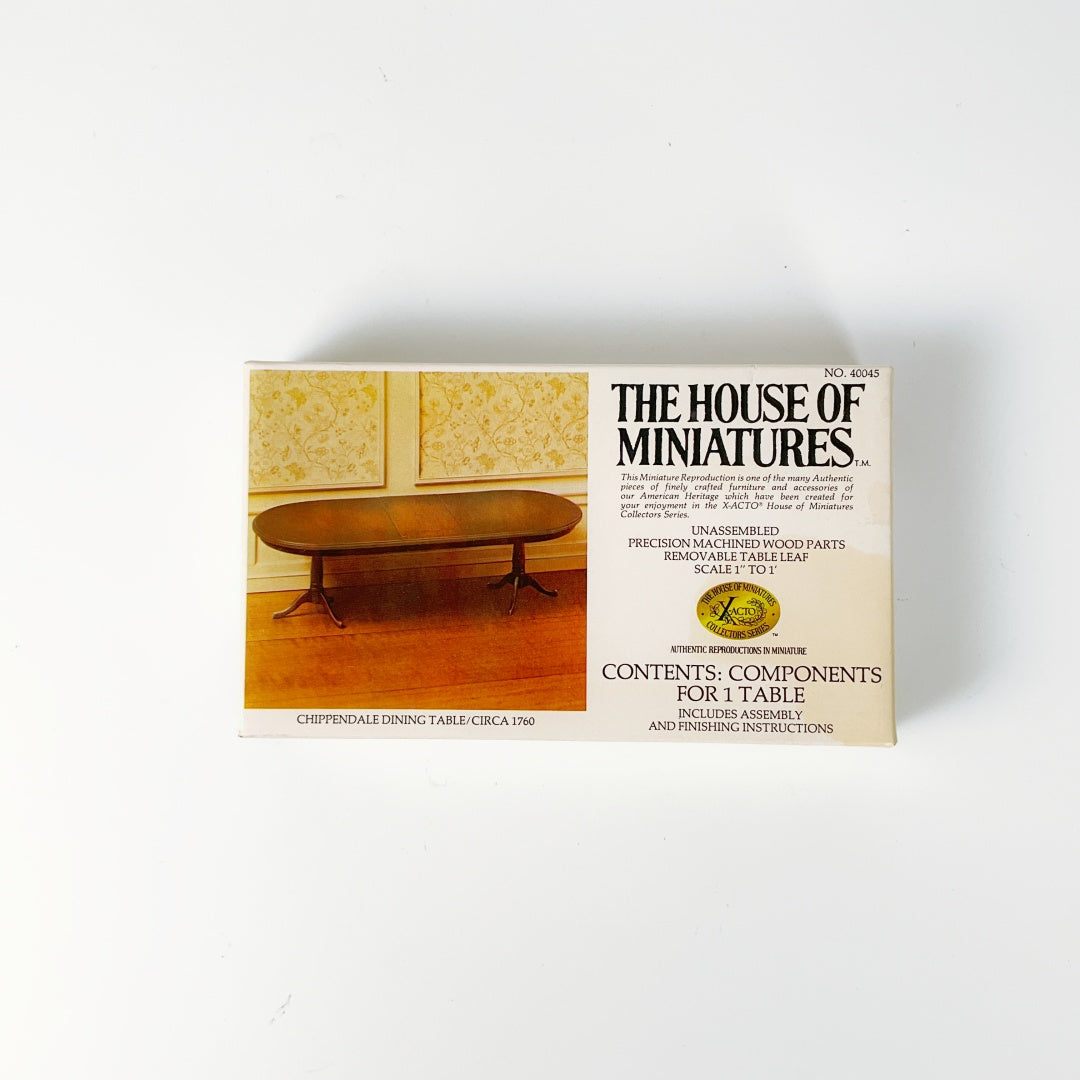 The House of Miniatures – Chippendale Dining Table Kit (NO. 40045)