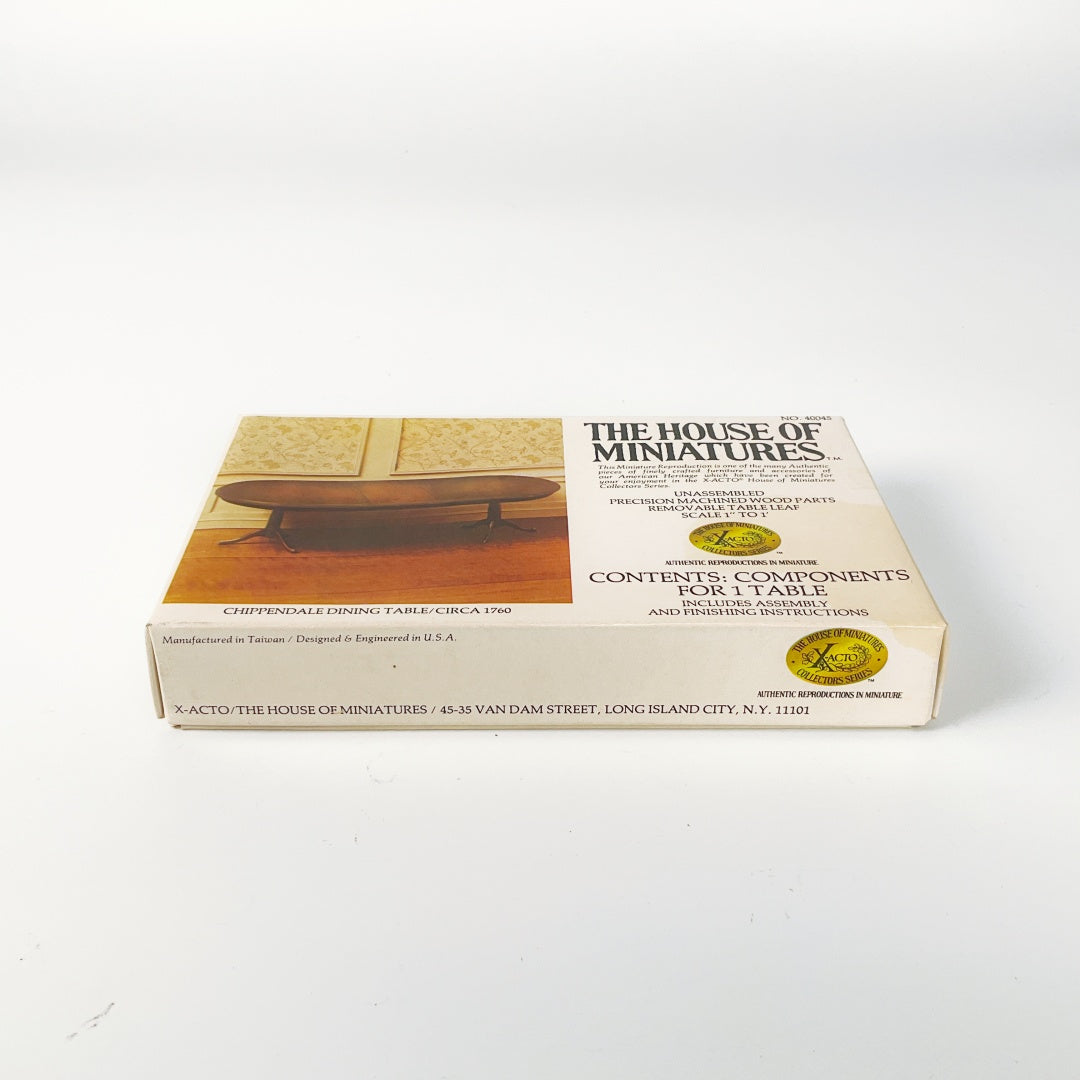 The House of Miniatures – Chippendale Dining Table Kit (NO. 40045)