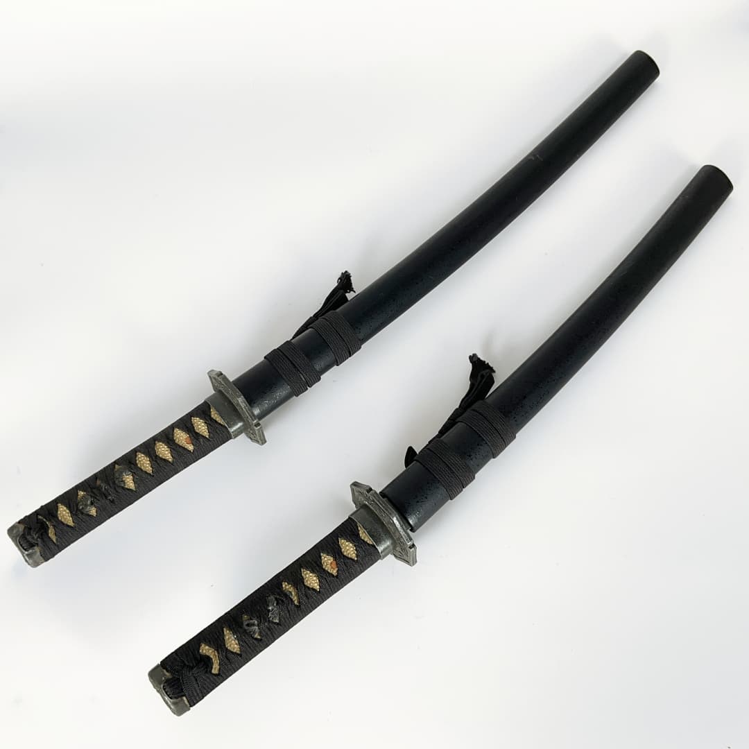 Decorative Samurai Sword Set with Display Stand (2-Piece)