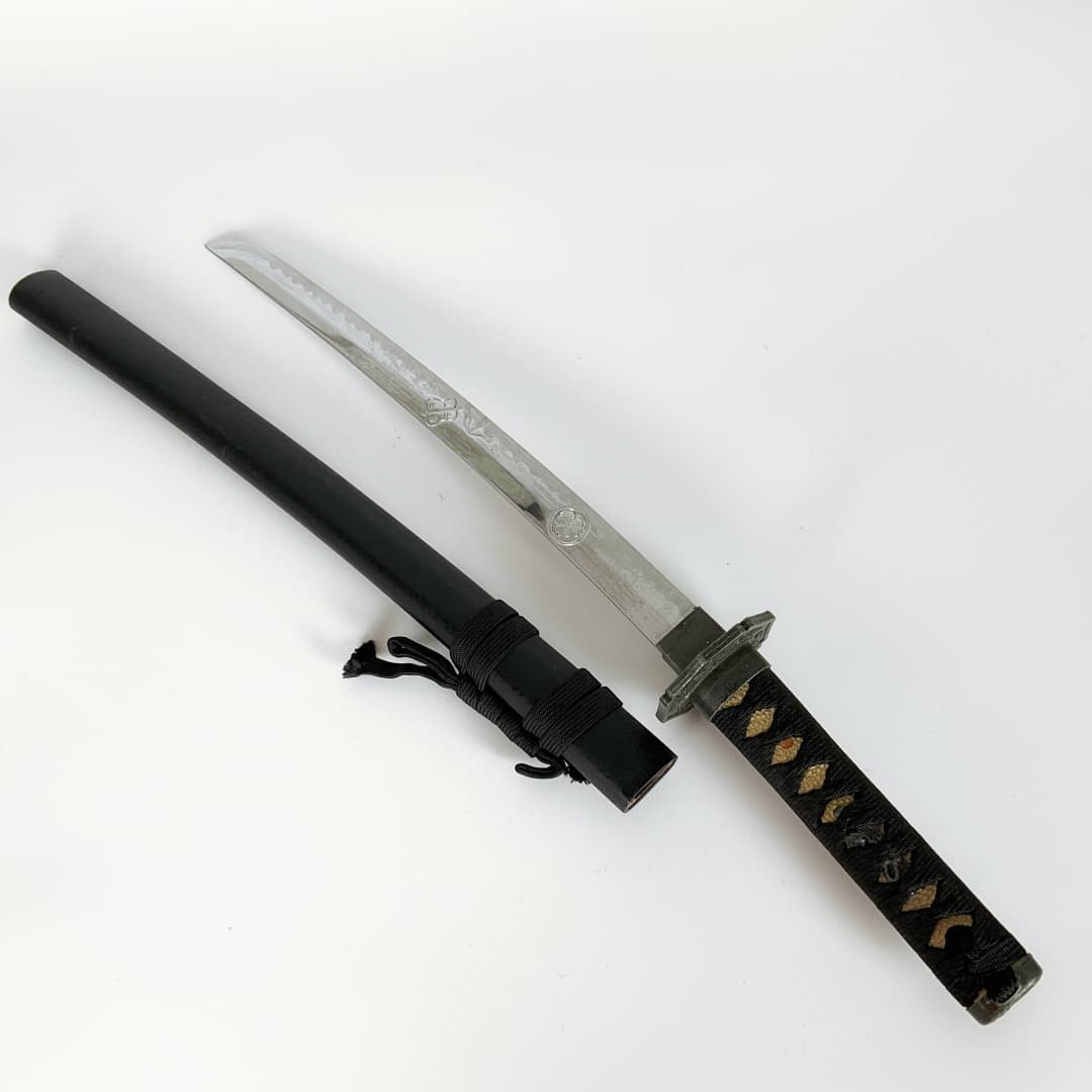 Decorative Samurai Sword Set with Display Stand (2-Piece)