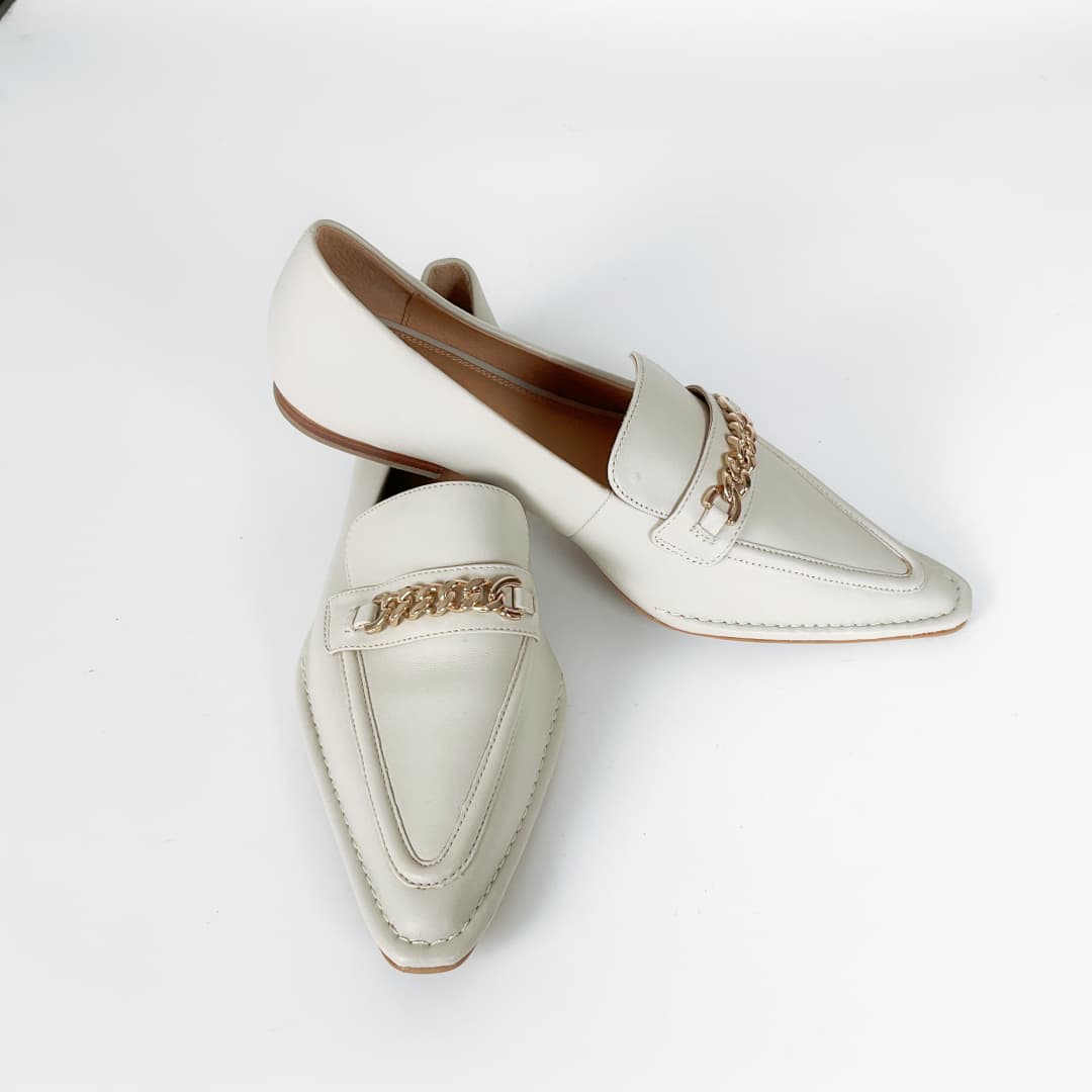 Jo Mercer - Pointed Loafers with Gold-Tone Hardware