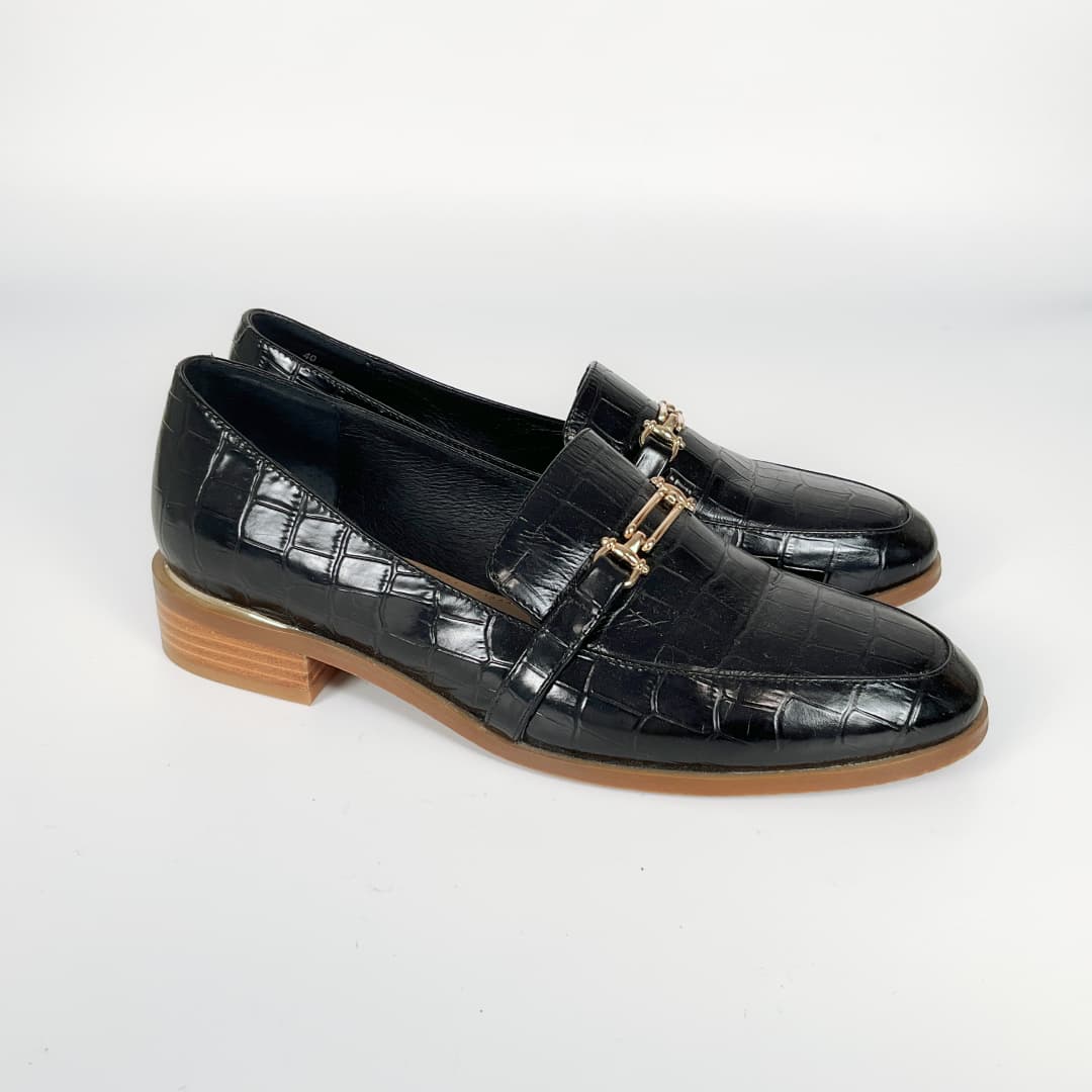 Isabella Anselmi - Loafers with Gold-Tone Hardware