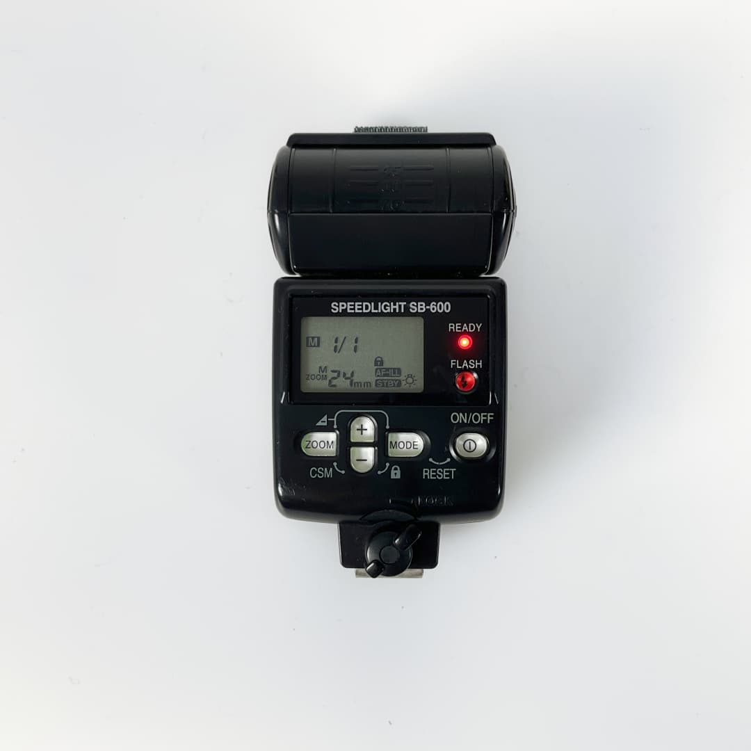 Nikon Speedlight SB-600 Shoe Mount Flash