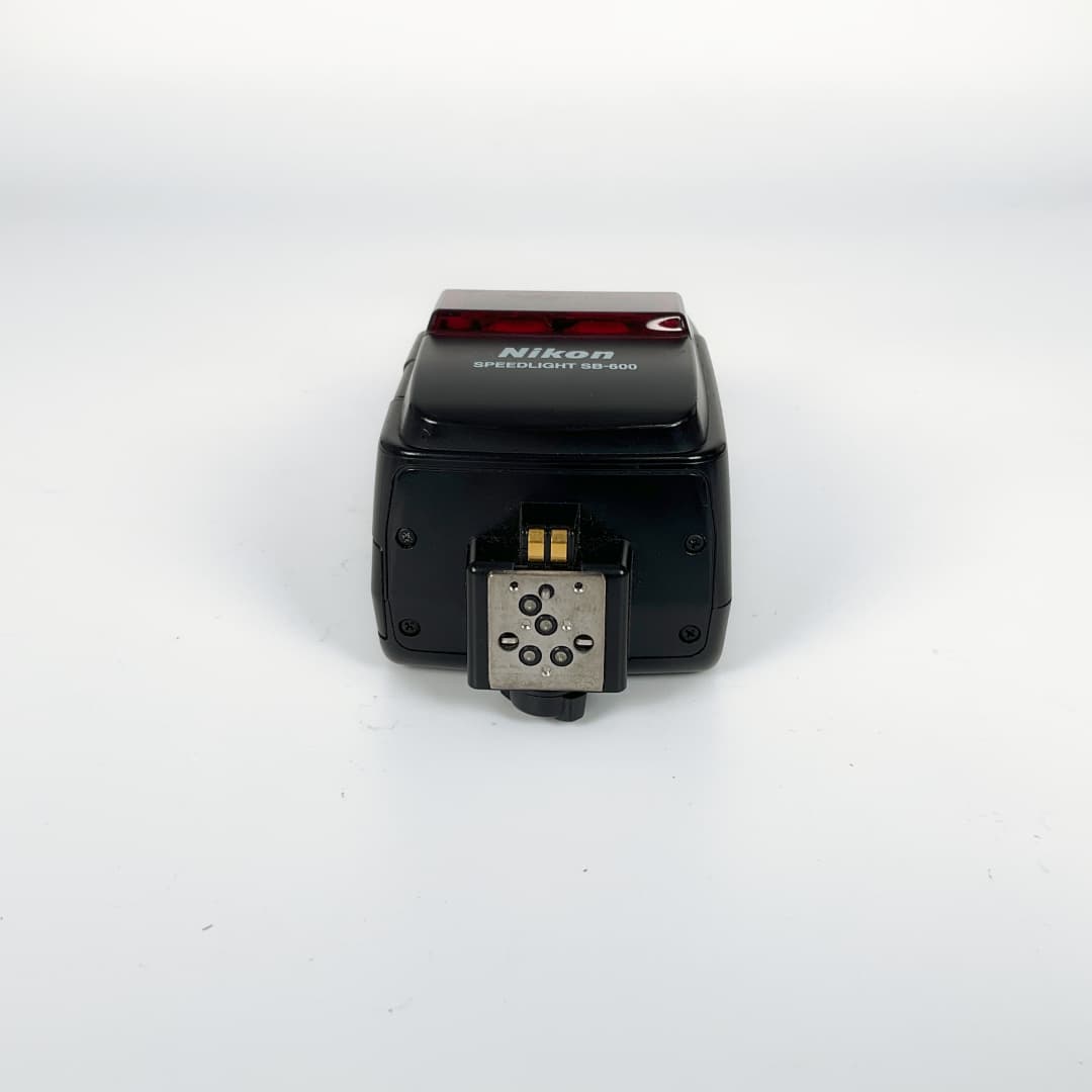 Nikon Speedlight SB-600 Shoe Mount Flash