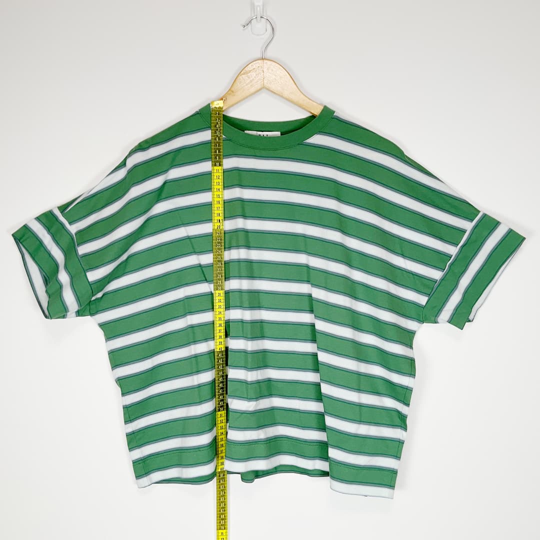 MAX - Cropped Tee