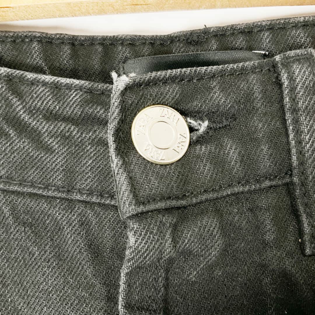 ZARA - Black Jeans