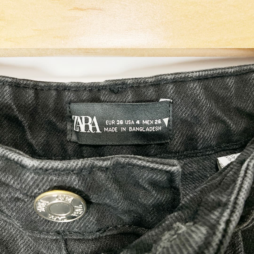 ZARA - Black Jeans