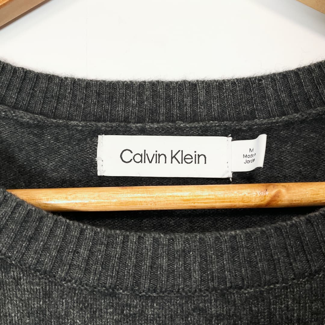 Calvin Klein - Round Neck Knit Sweater