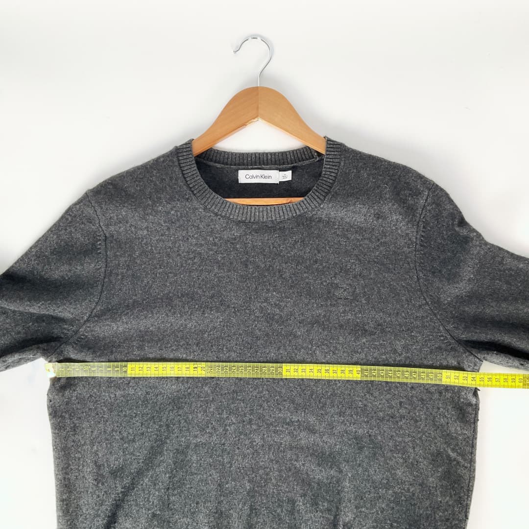 Calvin Klein - Round Neck Knit Sweater